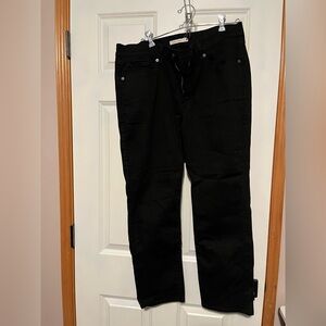 Levi’s Classic Straight women’s size 14 Short